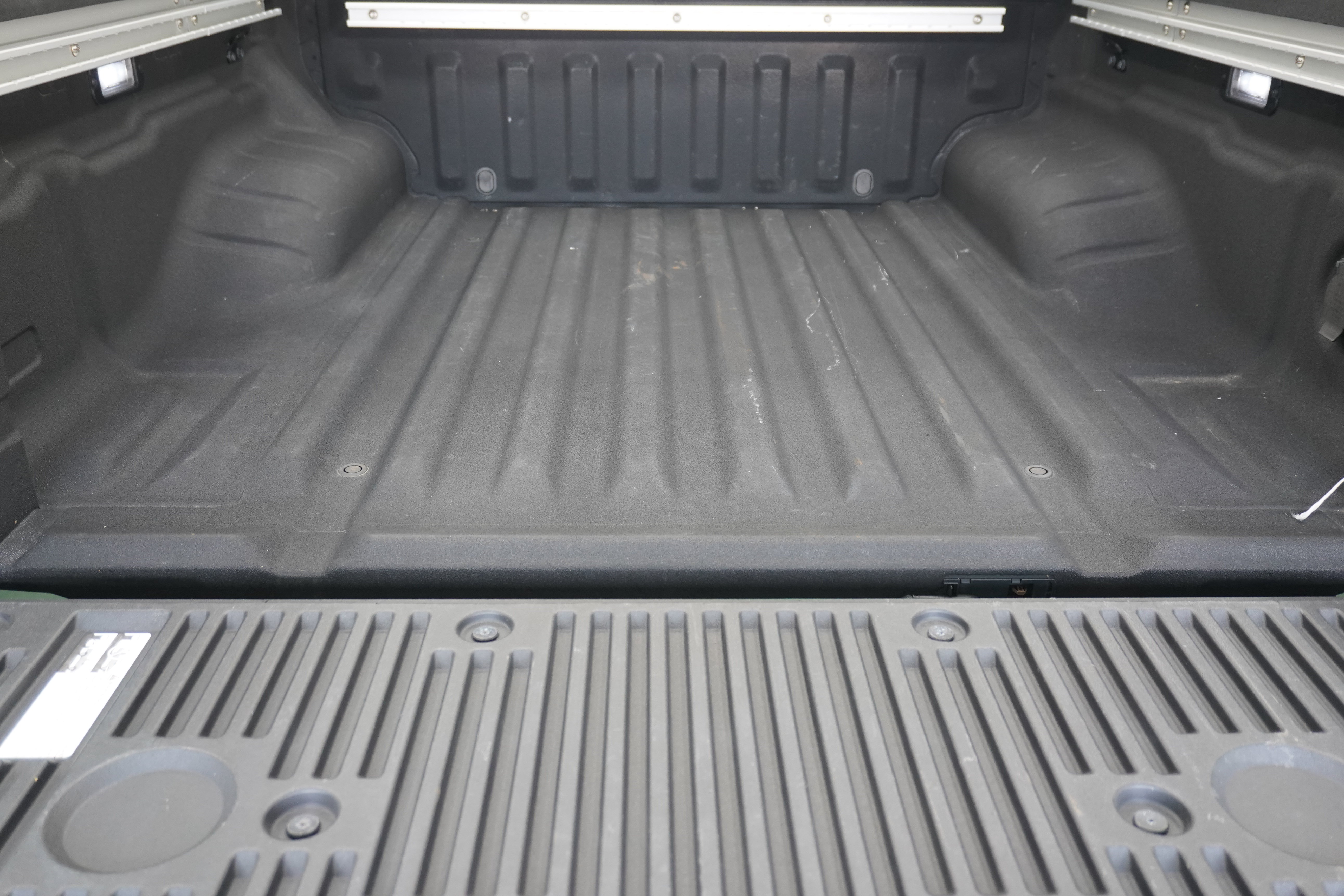 Used 2023 Nissan Frontier PRO-4X w/ Pro-4X Premium Package AWD/4WD image 33