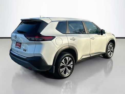 Used 2023 Nissan Rogue SV AWD/4WD image 6