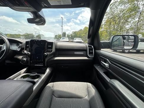 Used 2024 RAM 1500 Big Horn AWD/4WD image 30