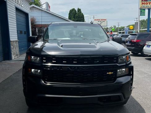 Used 2022 Chevrolet Silverado 1500 Custom AWD/4WD image 3