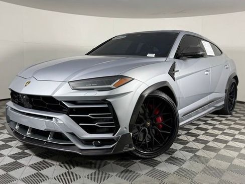 Used 2019 Lamborghini Urus image 1