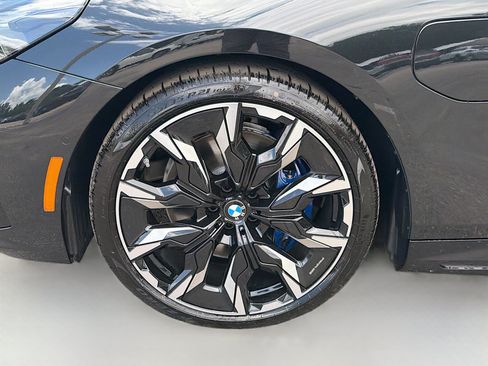 New 2027 BMW 550e xDrive w/ Executive Package AWD/4WD image 40