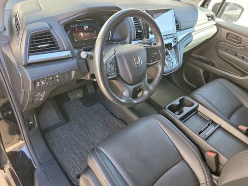 Used 2024 Honda Odyssey EX-L image 4