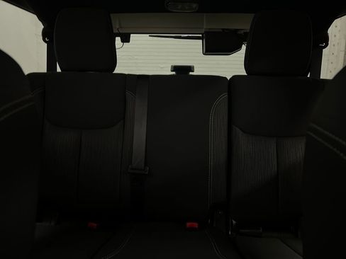 Used 2013 Jeep Wrangler Unlimited Sahara w/ Connectivity Group AWD/4WD image 28