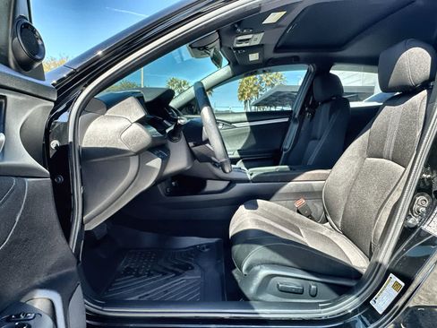 Used 2020 Honda Civic EX image 2