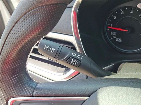 Used 2020 Chevrolet Equinox LT FWD image 13
