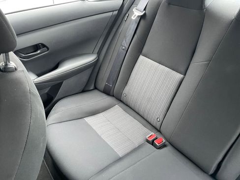 Used 2025 Nissan Sentra SV image 37