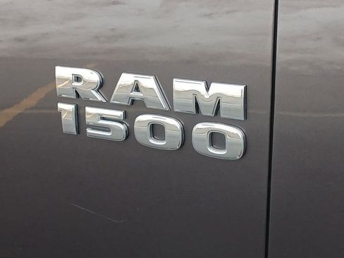Used 2018 RAM 1500 Express w/ Express Value Package image 29