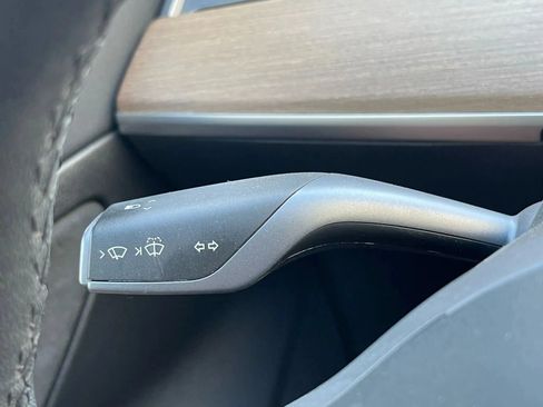 Used 2019 Tesla Model 3 Standard Range Plus RWD image 24