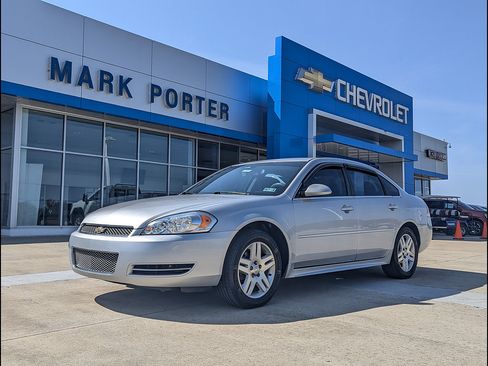 Used 2015 Chevrolet Impala LT w/ LT Sunroof Package FWD image 1