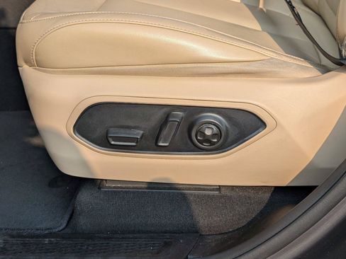 Used 2021 Jeep Grand Cherokee L Limited AWD/4WD image 18