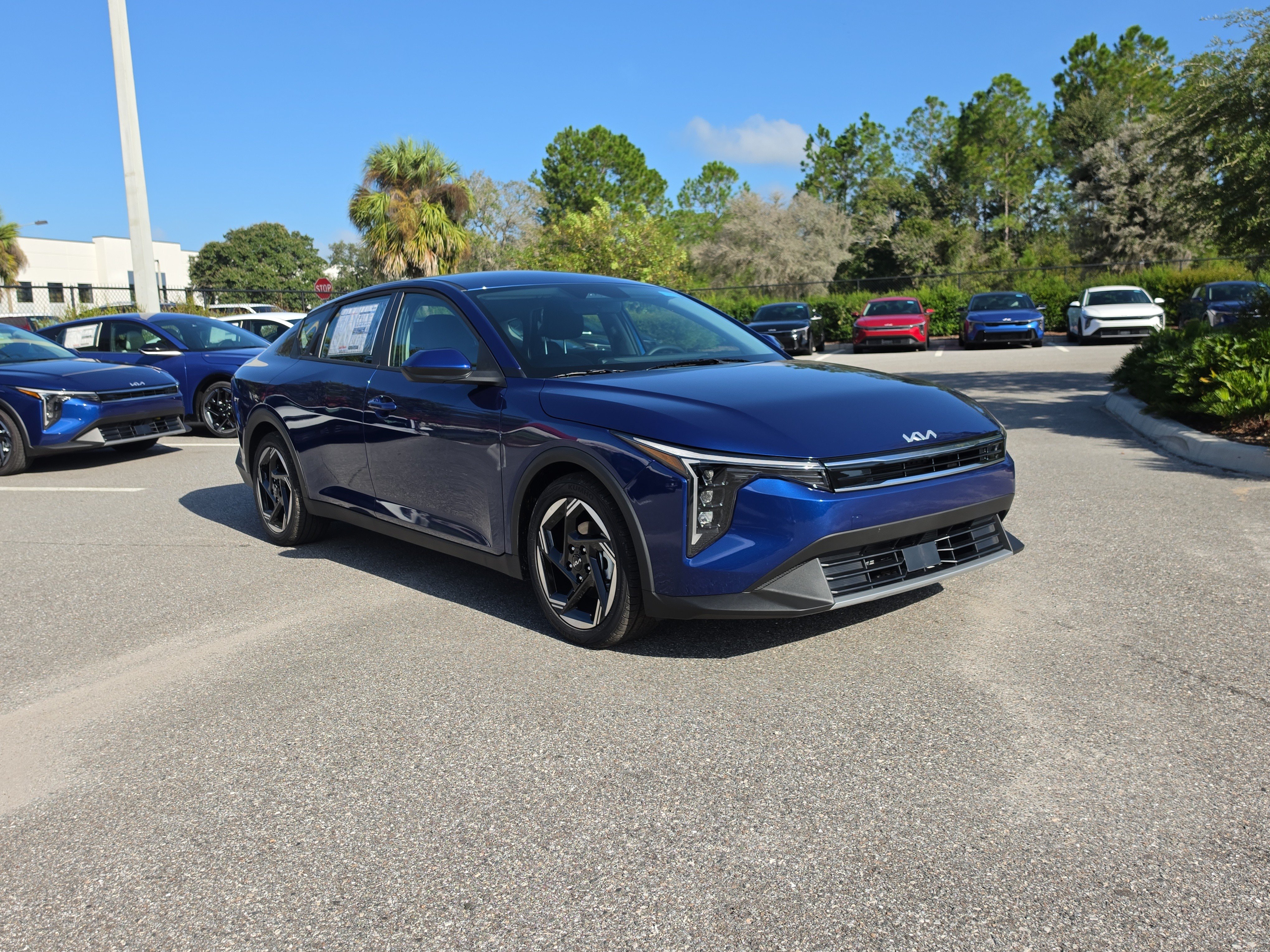 New 2026 Kia K4 EX FWD image 2