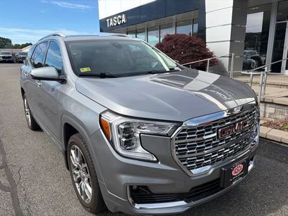 Used 2024 GMC Terrain Denali w/ Denali Premium Package