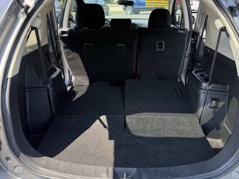 Used 2020 Mitsubishi Outlander ES FWD image 6