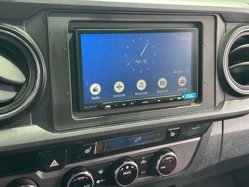 Used 2017 Toyota Tacoma TRD Pro image 9