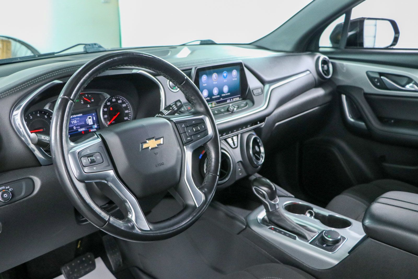 Used 2020 Chevrolet Blazer LT FWD image 22