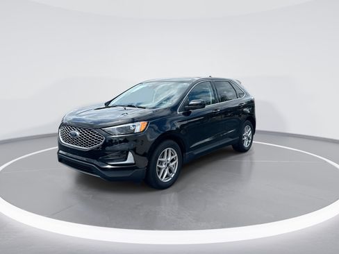 Used 2024 Ford Edge SEL AWD/4WD image 5