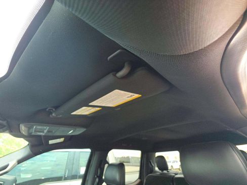Used 2021 Ford F150 Lariat w/ Equipment Group 502A High AWD/4WD image 8