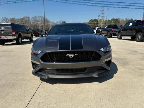 Used 2019 Ford Mustang GT Premium image 3