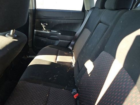 Used 2019 Mitsubishi Outlander Sport 2.0 ES image 10