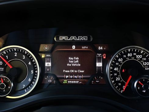 Used 2024 RAM 1500 Big Horn AWD/4WD image 35