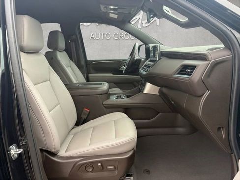 Certified 2024 Chevrolet Tahoe Z71 w/ Luxury Package AWD/4WD image 25