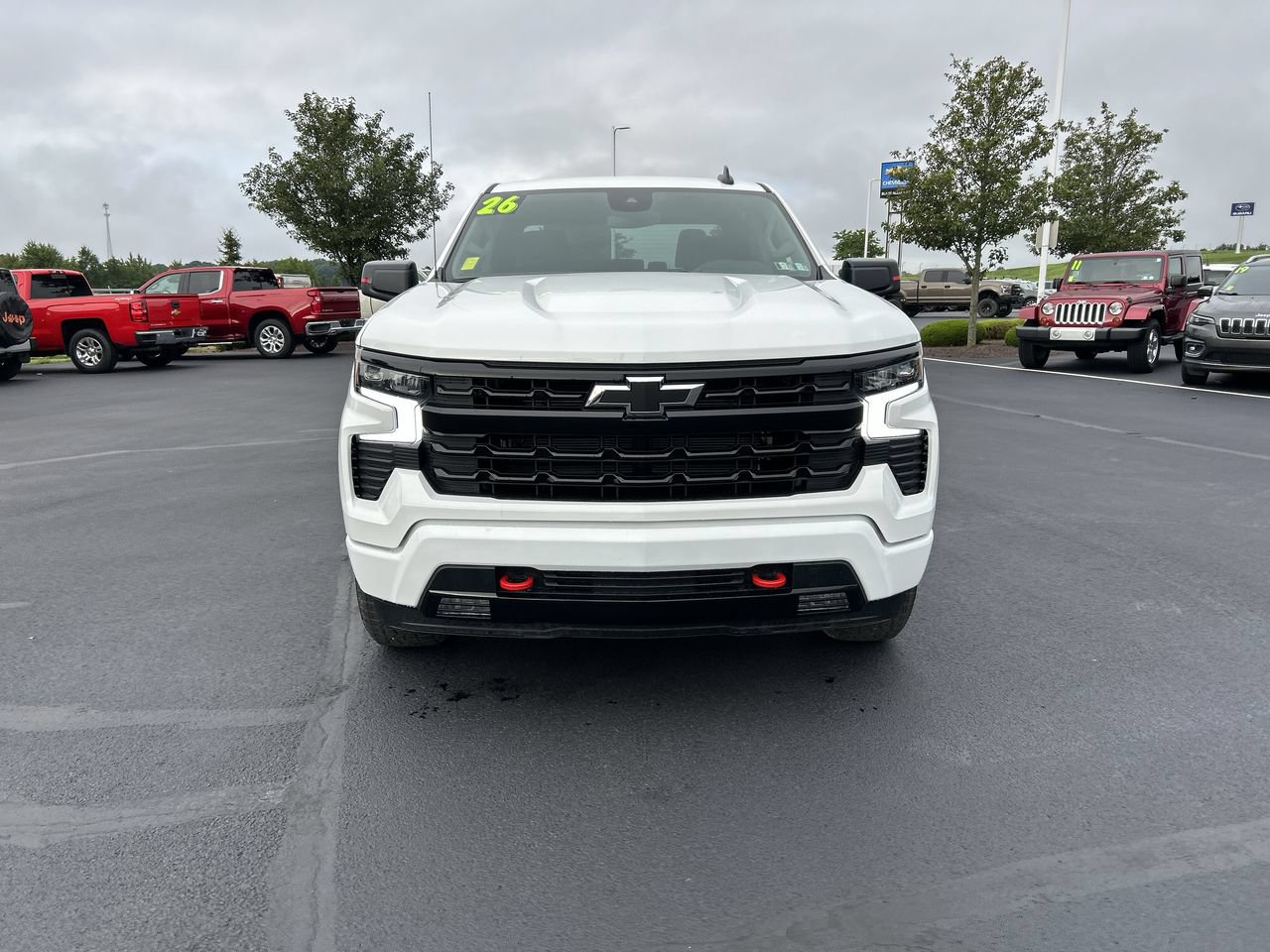 New 2026 Chevrolet Silverado 1500 RST w/ Redline Edition AWD/4WD image 2