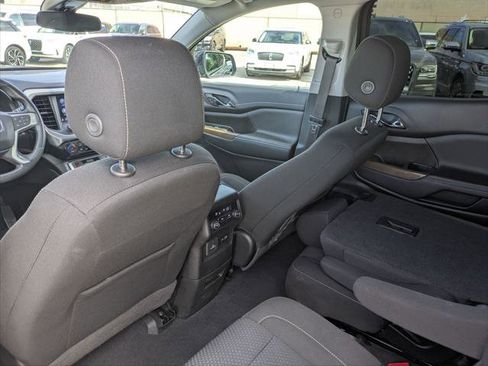 Used 2022 GMC Acadia SLE w/ Driver Convenience Package image 23