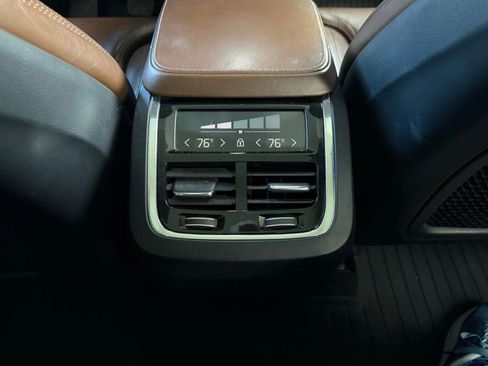 Used 2018 Volvo XC90 T6 Inscription w/ Convenience Package image 43