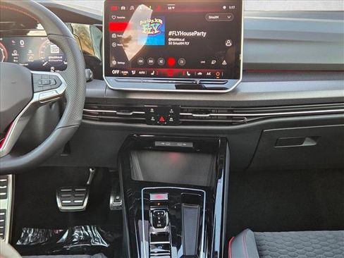 New 2026 Volkswagen Golf SE image 13