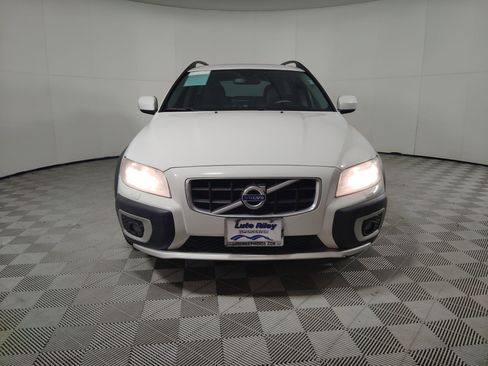 Used 2010 Volvo XC70 3.2 image 6