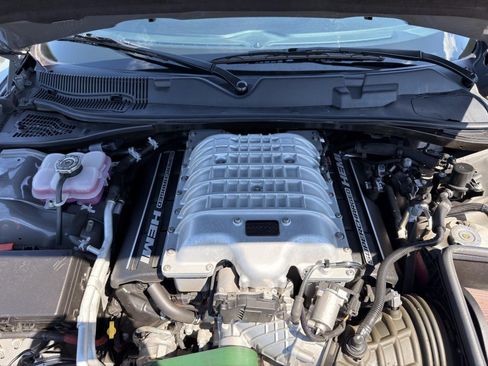 Used 2019 Dodge Challenger SRT Hellcat Redeye RWD image 11