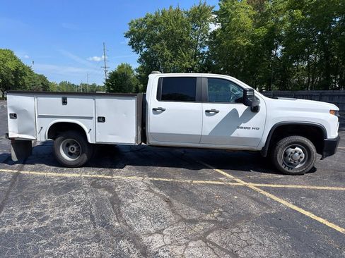 Used 2021 Chevrolet Silverado 3500 W/T w/ WT Convenience Package AWD/4WD image 8