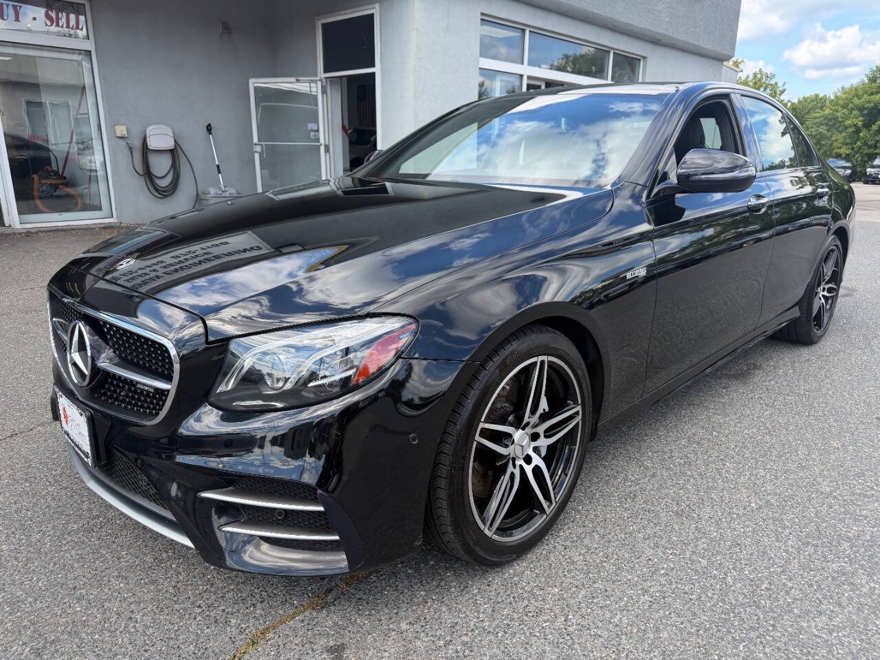 Used 2018 Mercedes-Benz E 43 AMG 4MATIC Sedan image 3