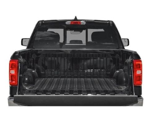 New 2026 RAM 1500 4x4 Crew Cab image 10