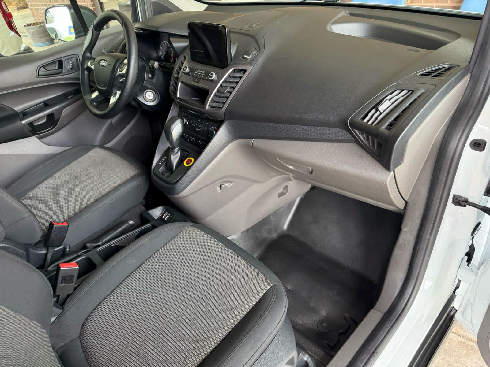 Used 2020 Ford Transit Connect XL FWD image 12