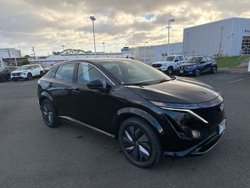 Used 2023 Nissan Ariya FWD image 2
