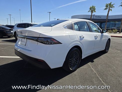 New 2026 Nissan Sentra SV w/ Floor Mat Package image 4