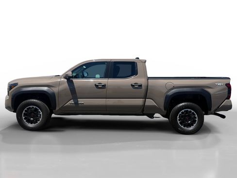 Used 2026 Toyota Tacoma TRD Off-Road w/ TRD Off Road Upgrade Package AWD/4WD image 2