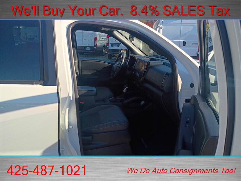 Used 2026 Nissan Frontier SV RWD image 13