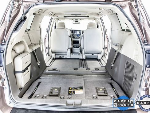 Used 2020 Toyota Sienna XLE Premium image 37