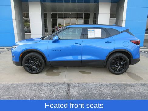 Used 2024 Chevrolet Blazer LT w/ Convenience Package FWD image 2