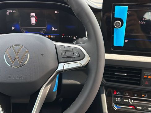 New 2026 Volkswagen Jetta SE FWD image 16