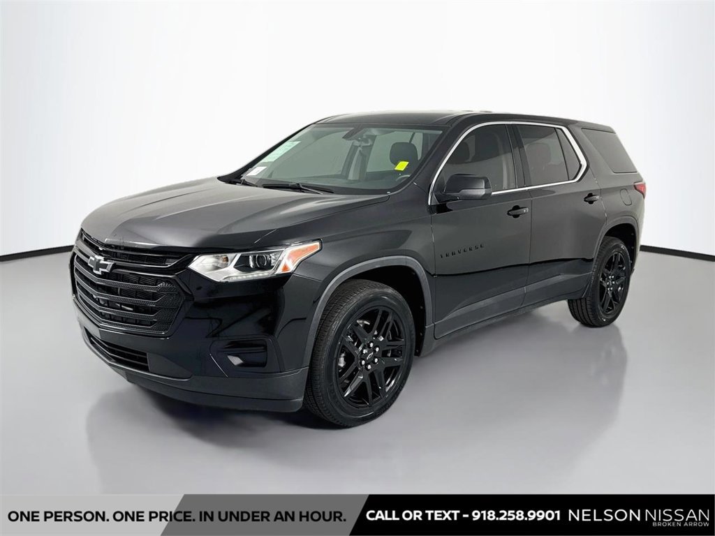 Used 2021 Chevrolet Traverse LS w/ LPO, Blackout Package FWD image 1