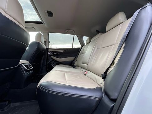 Certified 2022 Subaru Outback Limited image 12