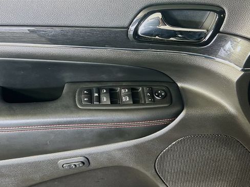 Used 2020 Jeep Grand Cherokee Trailhawk w/ Trailhawk Luxury Group AWD/4WD image 12