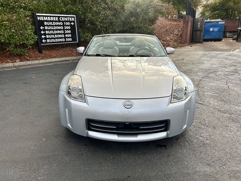 Used 2006 Nissan 350Z Touring image 18
