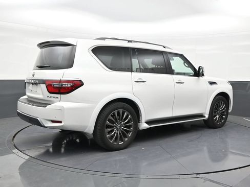 Used 2023 Nissan Armada Platinum w/ Captain's Chairs Package RWD image 5