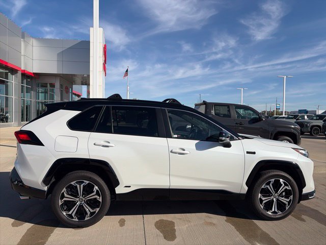 Used 2023 Toyota RAV4 XSE w/ Weather Package AWD/4WD image 8