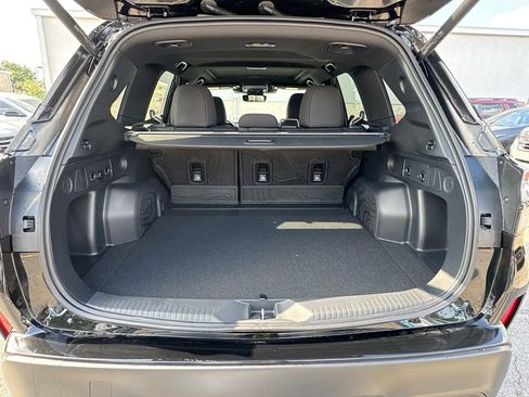 New 2026 Subaru Forester Premium AWD/4WD image 32